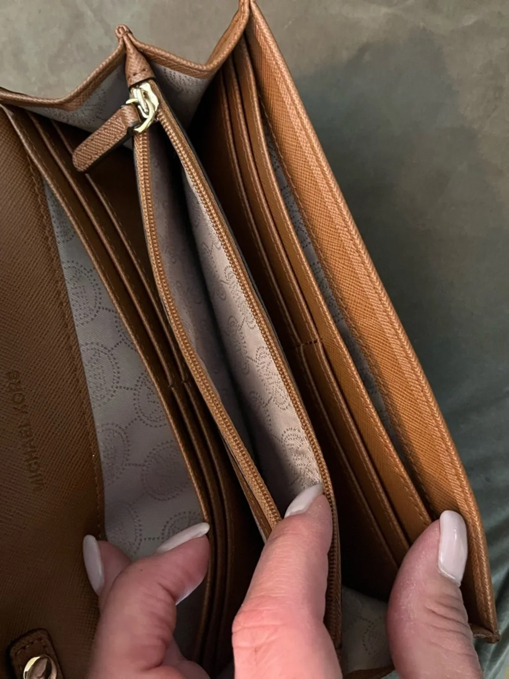 Michael Kors MK Monogram Crossbody Bag in Beige and Brown with Gold Hardware - Picture 4 of 8